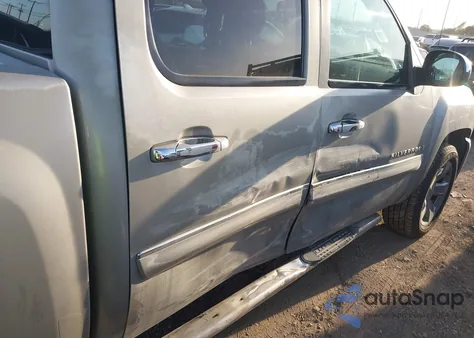 2009 Chevrolet Silverado 1500 Lt из США, поврежденный, VIN 3GCEC23J29G226546